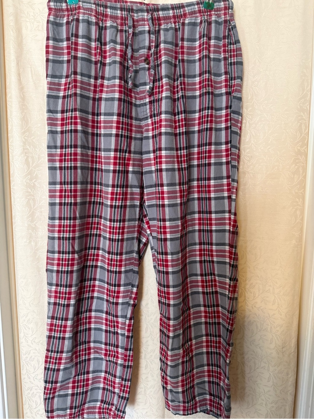 Nautica Sleepwear, Men’s Medium Red and Gray Plaid Cotton Pajama Lounge Pants